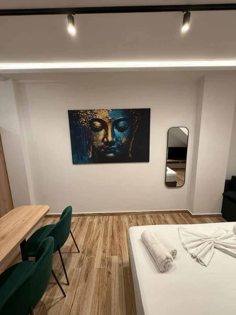 Ethra Suite 8 VOLOS13