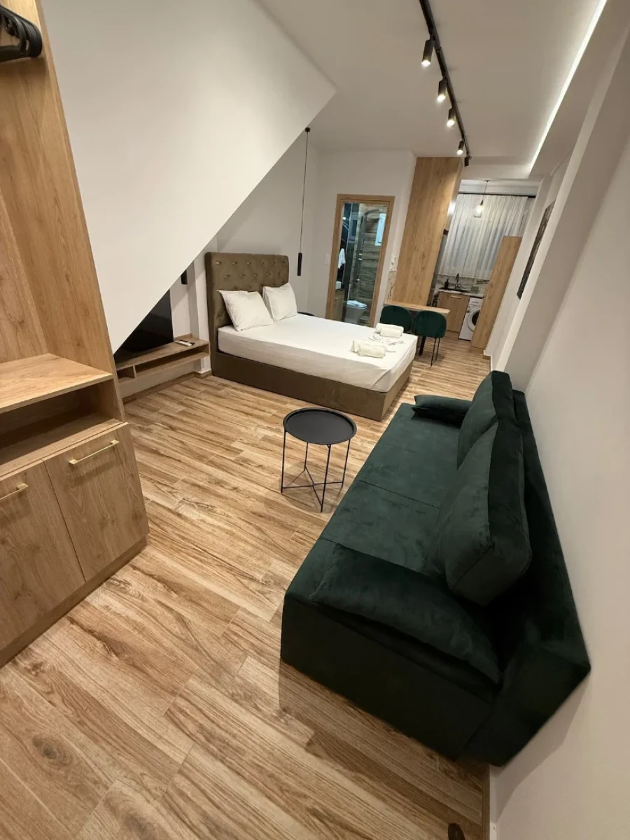 Ethra Suite 8 VOLOS8